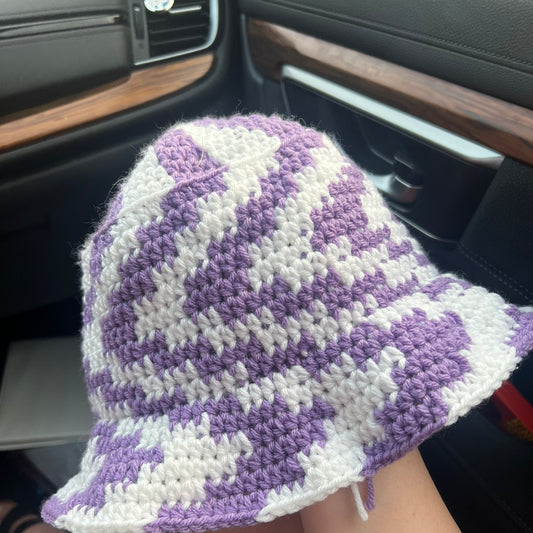 Wavy Bucket Hat